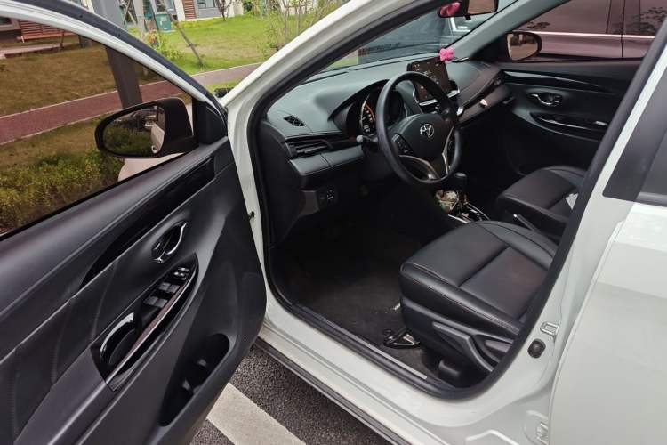 Used Toyota YARiS L Zhi Xuan 2022 X-Trail 1.5L CVT Prestige Edition Driver Seat