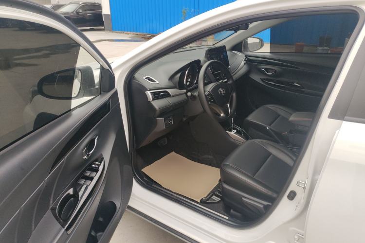 Used Toyota YARiS L Zhi Xuan 2022 X-Trail 1.5L CVT Luxury PLUS Edition Driver Seat