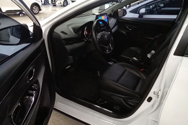 Used Toyota YARiS L Zhi Xuan 2022 X-Trail 1.5L CVT Luxury PLUS Edition Driver Seat