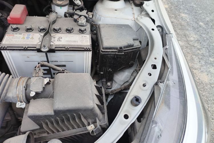 Used Toyota YARiS L Zhi Xuan 2022 X-Trail 1.5L CVT Luxury PLUS Edition Engine Bay Left