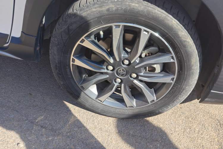 Used Toyota YARiS L Zhi Xuan 2022 X-Trail 1.5L CVT Luxury PLUS Edition Exterior 1