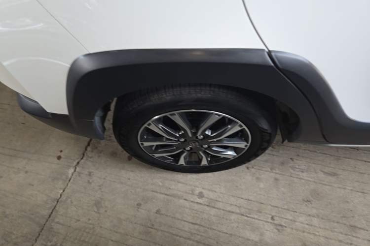 Used Toyota YARiS L Zhi Xuan 2022 X-Trail 1.5L CVT Luxury PLUS Edition Exterior 5