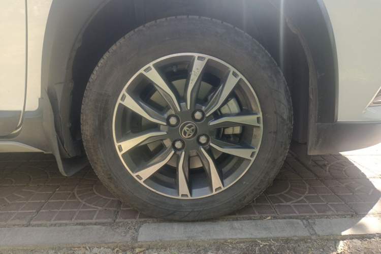 Used Toyota YARiS L Zhi Xuan 2022 X-Trail 1.5L CVT Leading PLUS Edition Exterior 7