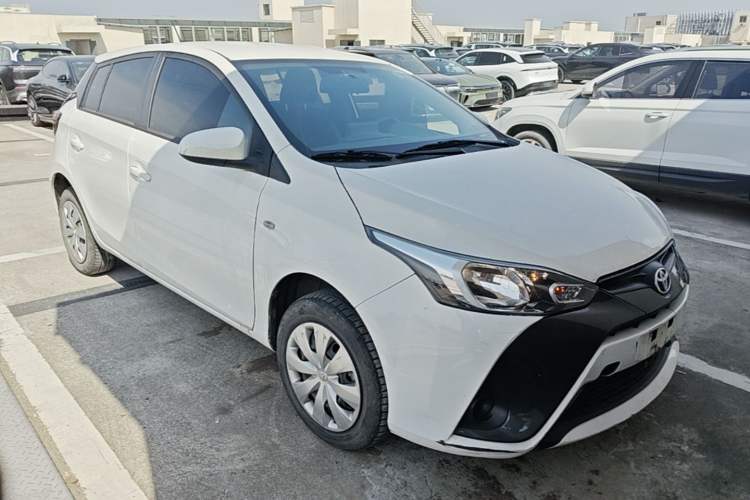 Used Toyota YARiS L Zhi Xuan 2022 1.5L CVT Leading PLUS Edition Front Right 45 Deg