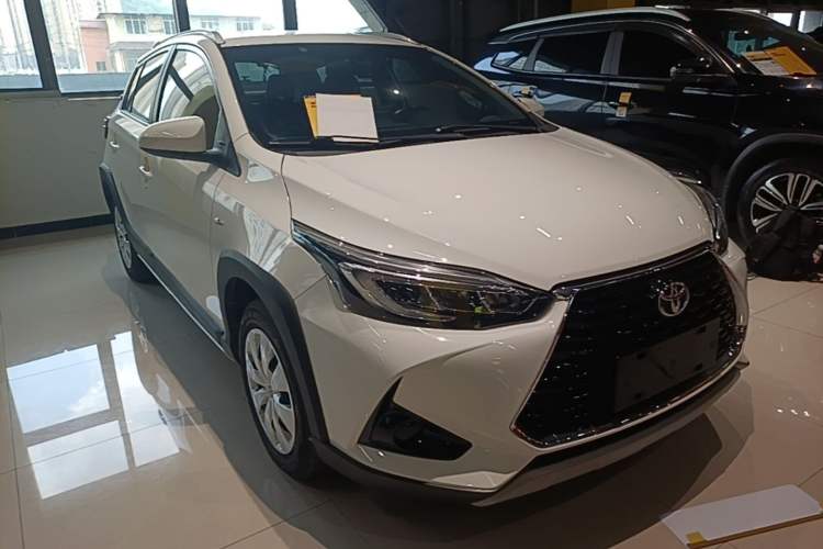 Used Toyota YARiS L Zhi Xuan 2022 X-Trail 1.5L CVT Leading PLUS Edition Front Right 45 Deg