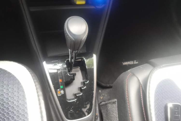 Used Toyota YARiS L Zhi Xuan 2022 X-Trail 1.5L CVT Luxury PLUS Edition Gear Lever