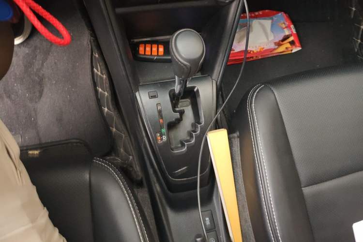 Used Toyota YARiS L Zhi Xuan 2022 X-Trail 1.5L CVT Leading PLUS Edition Gear Lever