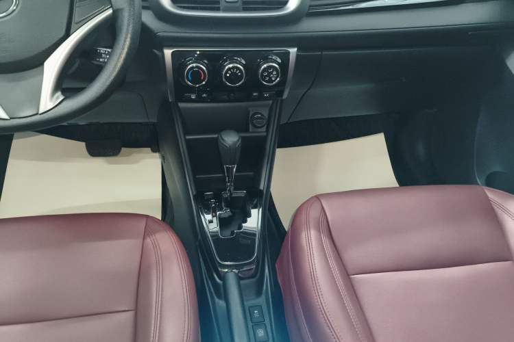 Used Toyota YARiS L Zhi Xuan 2022 X-Trail 1.5L CVT Leading PLUS Edition Gear Lever