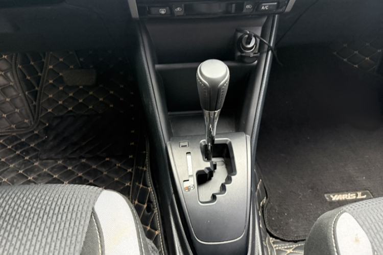 Used Toyota YARiS L Zhi Xuan 2022 X-Trail 1.5L CVT Leading PLUS Edition Gear Lever