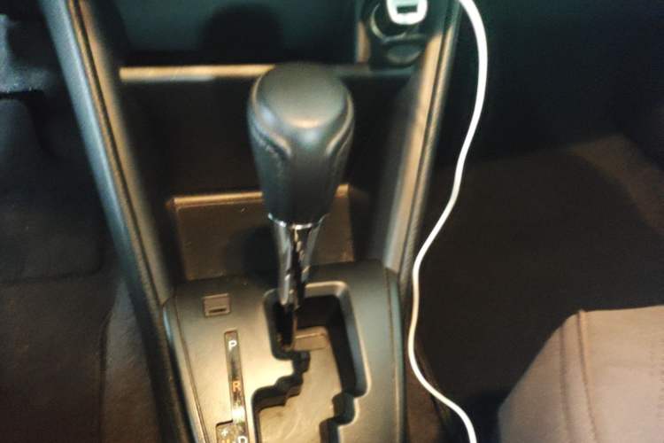 Used Toyota YARiS L Zhi Xuan 2022 1.5L CVT Leading PLUS Edition Gear Lever