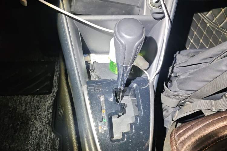 Used Toyota YARiS L Zhi Xuan 2022 X-Trail 1.5L CVT Luxury PLUS Edition Gear Lever