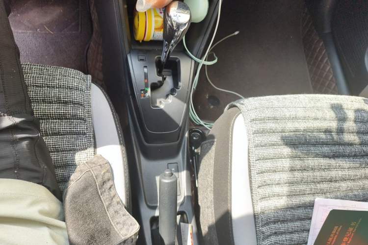Used Toyota YARiS L Zhi Xuan 2022 X-Trail 1.5L CVT Leading PLUS Edition Gear Lever