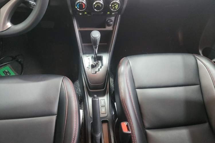 Used Toyota YARiS L Zhi Xuan 2022 X-Trail 1.5L CVT Leading PLUS Edition Gear Lever