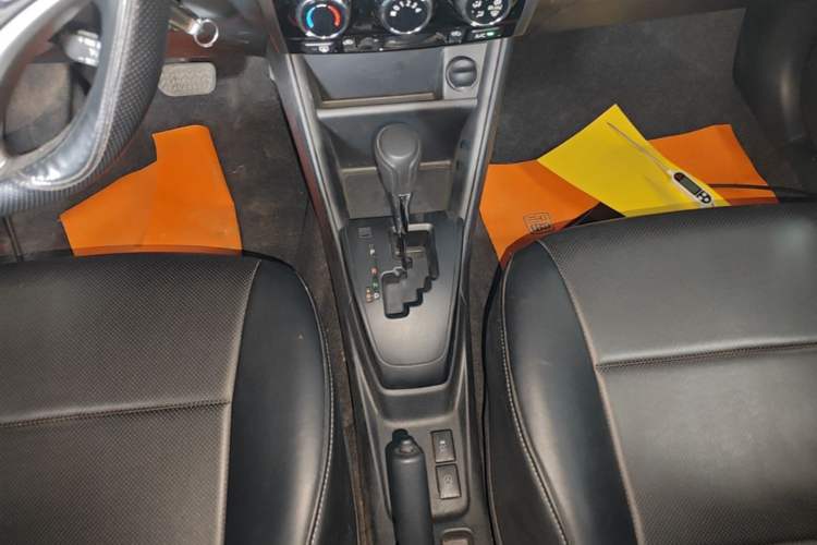 Used Toyota YARiS L Zhi Xuan 2022 X-Trail 1.5L CVT Leading PLUS Edition Gear Lever
