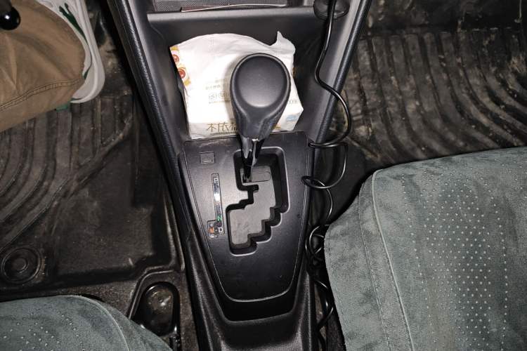 Used Toyota YARiS L Zhi Xuan 2022 X-Trail 1.5L CVT Leading PLUS Edition Gear Lever