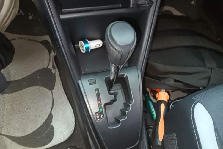 Used Toyota YARiS L Zhi Xuan 2022 X-Trail 1.5L CVT Leading PLUS Edition Gear Lever