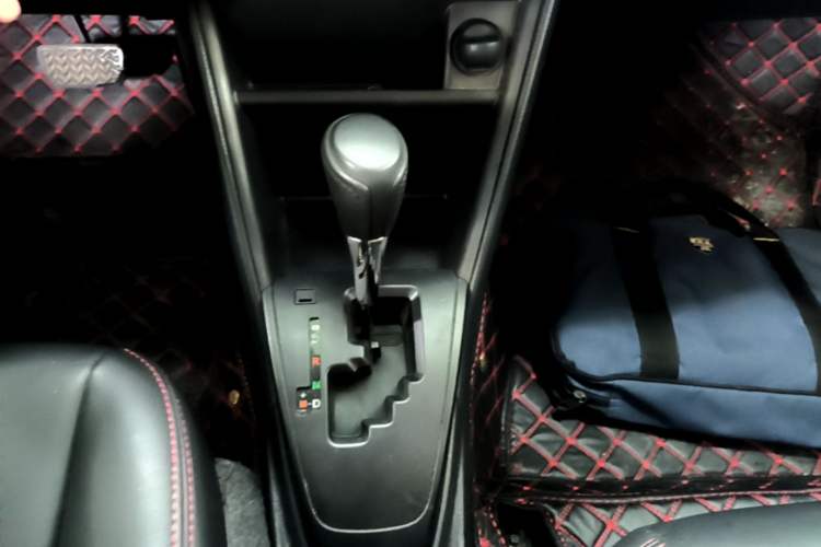 Used Toyota YARiS L Zhi Xuan 2022 X-Trail 1.5L CVT Leading PLUS Edition Gear Lever