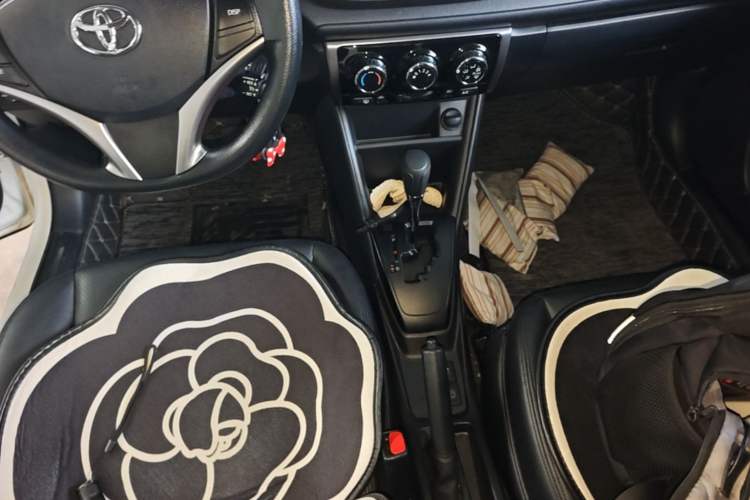 Used Toyota YARiS L Zhi Xuan 2022 X-Trail 1.5L CVT Leading PLUS Edition Gear Lever