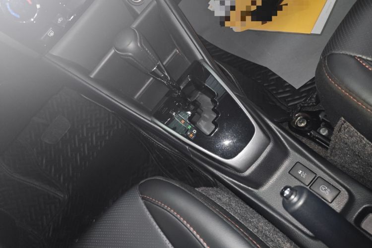 Used Toyota YARiS L Zhi Xuan 2022 X-Trail 1.5L CVT Luxury PLUS Edition Gear Lever