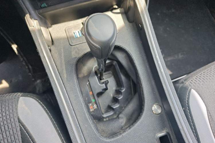 Used Toyota YARiS L Zhi Xuan 2022 X-Trail 1.5L CVT Leading PLUS Edition Gear Lever