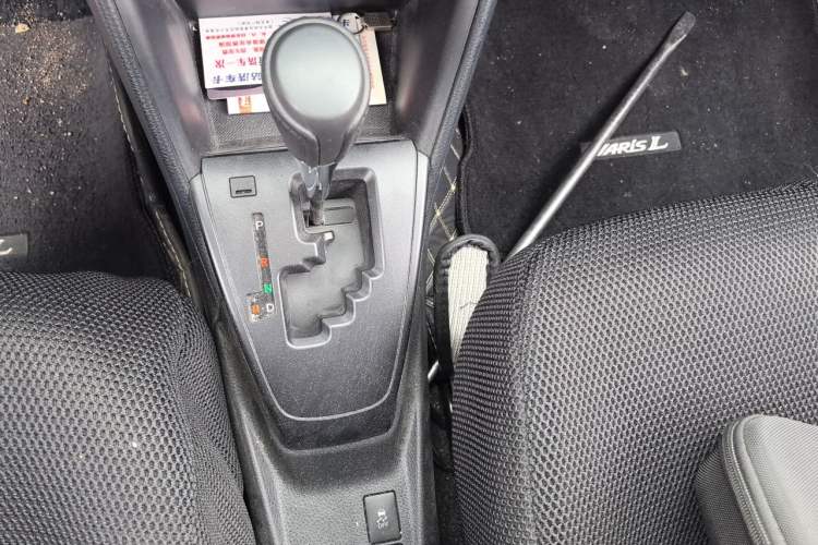 Used Toyota YARiS L Zhi Xuan 2022 X-Trail 1.5L CVT Leading PLUS Edition Gear Lever