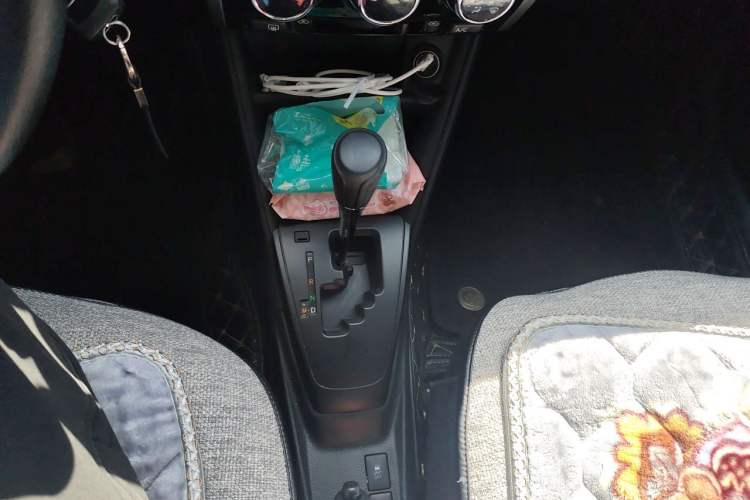 Used Toyota YARiS L Zhi Xuan 2022 X-Trail 1.5L CVT Leading PLUS Edition Gear Lever