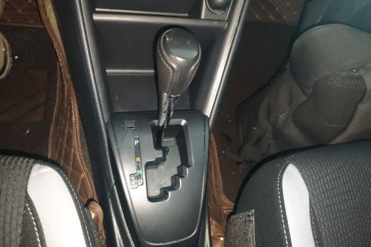 Used Toyota YARiS L Zhi Xuan 2022 X-Trail 1.5L CVT Leading PLUS Edition Gear Lever