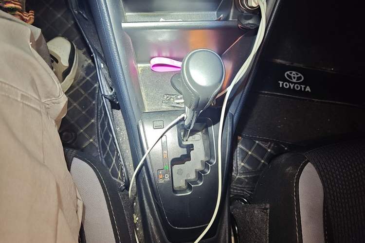 Used Toyota YARiS L Zhi Xuan 2022 X-Trail 1.5L CVT Leading PLUS Edition Gear Lever