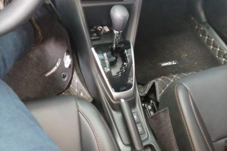 Used Toyota YARiS L Zhi Xuan 2022 X-Trail 1.5L CVT Luxury PLUS Edition Gear Lever