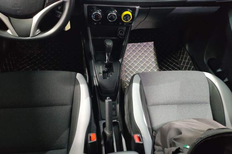 Used Toyota YARiS L Zhi Xuan 2022 X-Trail 1.5L CVT Leading PLUS Edition Gear Lever
