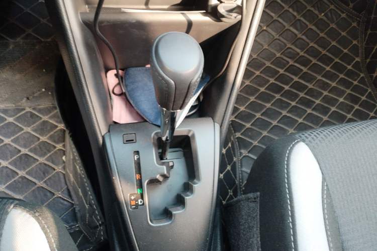 Used Toyota YARiS L Zhi Xuan 2022 X-Trail 1.5L CVT Leading PLUS Edition Gear Lever