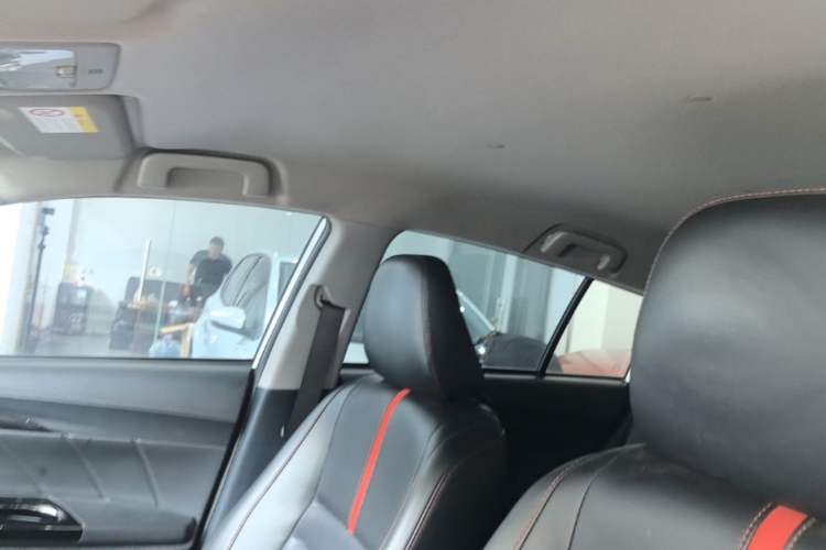 Used Toyota YARiS L Zhi Xuan 2022 X-Trail 1.5L CVT Luxury PLUS Edition Headliner