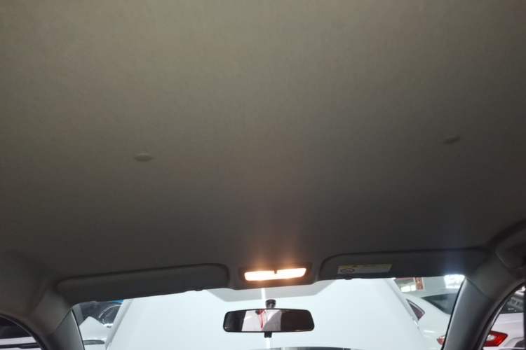 Used Toyota YARiS L Zhi Xuan 2022 X-Trail 1.5L CVT Leading PLUS Edition Headliner