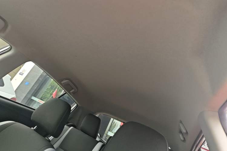 Used Toyota YARiS L Zhi Xuan 2022 1.5L CVT Leading PLUS Edition Headliner