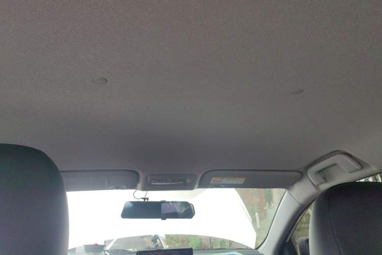 Used Toyota YARiS L Zhi Xuan 2022 X-Trail 1.5L CVT Leading PLUS Edition Headliner