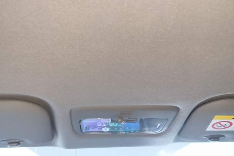 Used Toyota YARiS L Zhi Xuan 2022 X-Trail 1.5L CVT Leading PLUS Edition Headliner