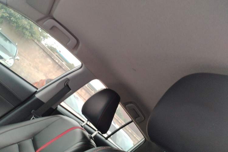 Used Toyota YARiS L Zhi Xuan 2022 X-Trail 1.5L CVT Luxury PLUS Edition Headliner