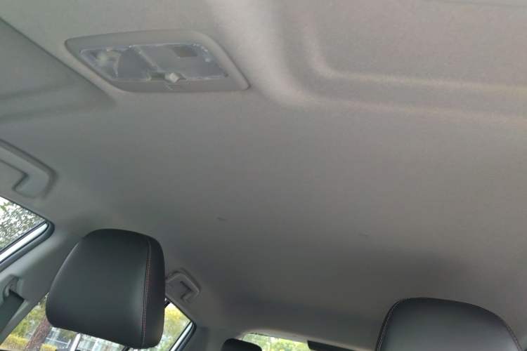 Used Toyota YARiS L Zhi Xuan 2022 X-Trail 1.5L CVT Luxury PLUS Edition Headliner