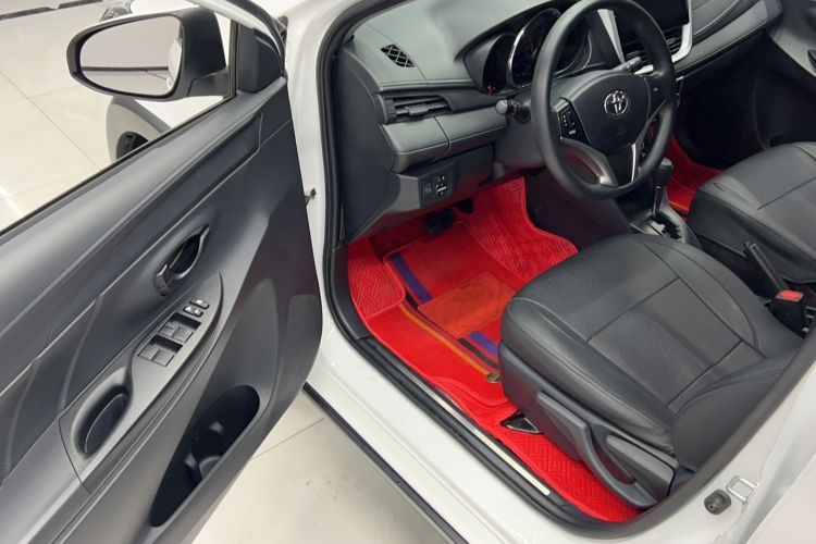 Used Toyota YARiS L Zhi Xuan 2022 X-Trail 1.5L CVT Leading PLUS Edition Interior 1