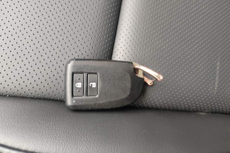 Used Toyota YARiS L Zhi Xuan 2022 X-Trail 1.5L CVT Luxury PLUS Edition Interior 1