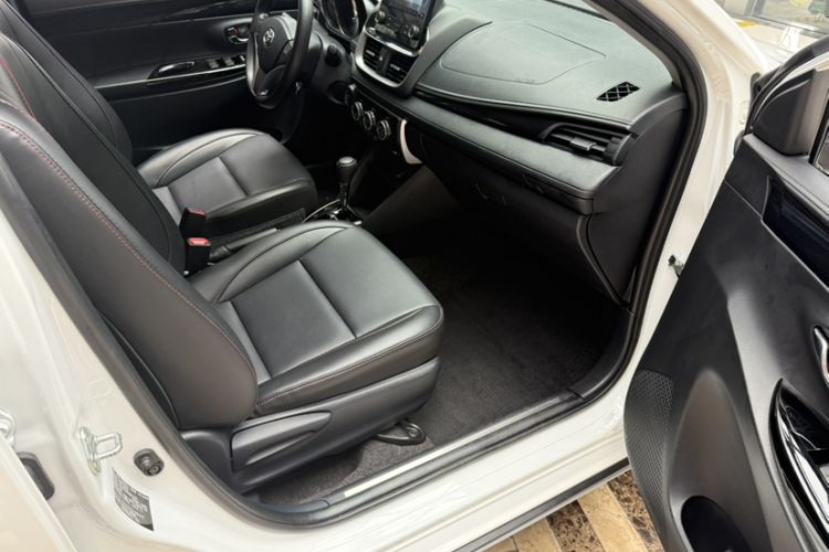 Used Toyota YARiS L Zhi Xuan 2022 X-Trail 1.5L CVT Luxury PLUS Edition Interior 1