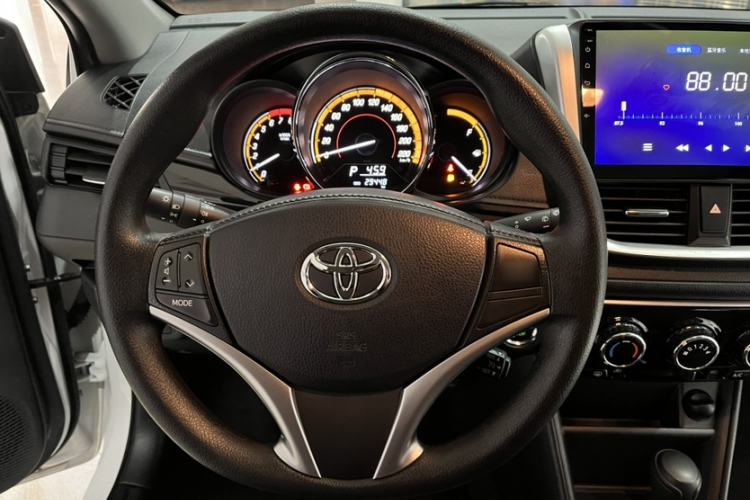 Used Toyota YARiS L Zhi Xuan 2022 1.5L CVT Luxury PLUS Edition Interior 2