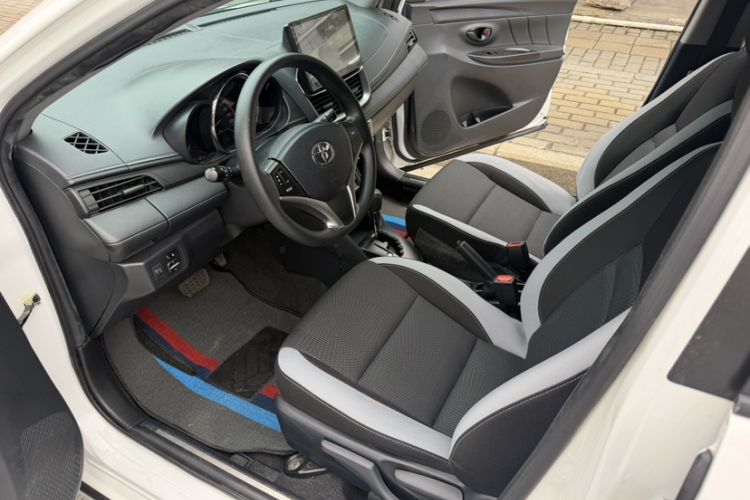 Used Toyota YARiS L Zhi Xuan 2022 X-Trail 1.5L CVT Leading PLUS Edition Interior 2