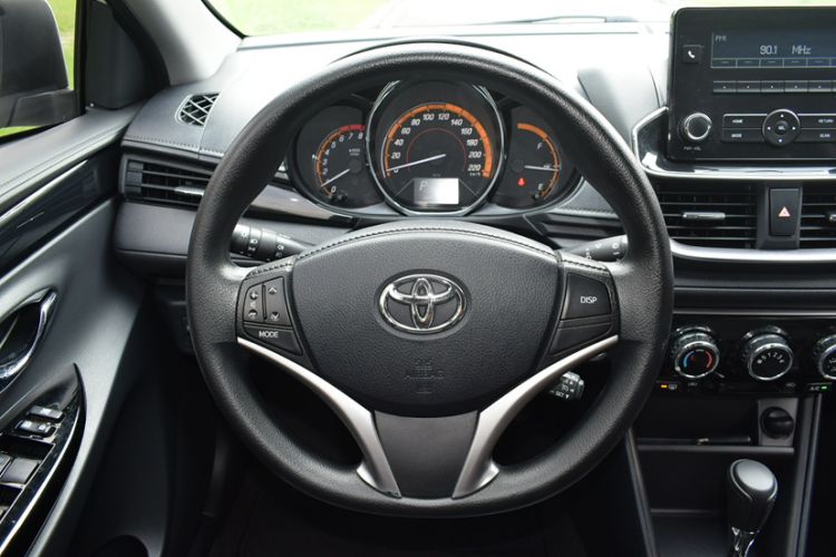 Used Toyota YARiS L Zhi Xuan 2022 X-Trail 1.5L CVT Luxury PLUS Edition Interior 2