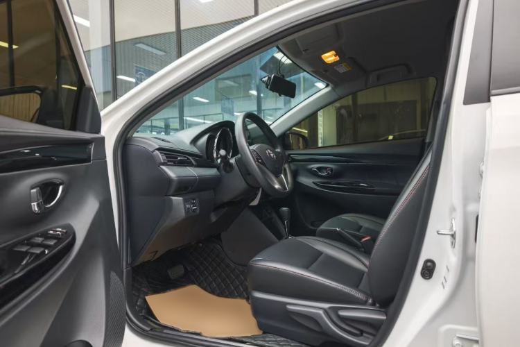 Used Toyota YARiS L Zhi Xuan 2022 X-Trail 1.5L CVT Luxury PLUS Edition Interior 2
