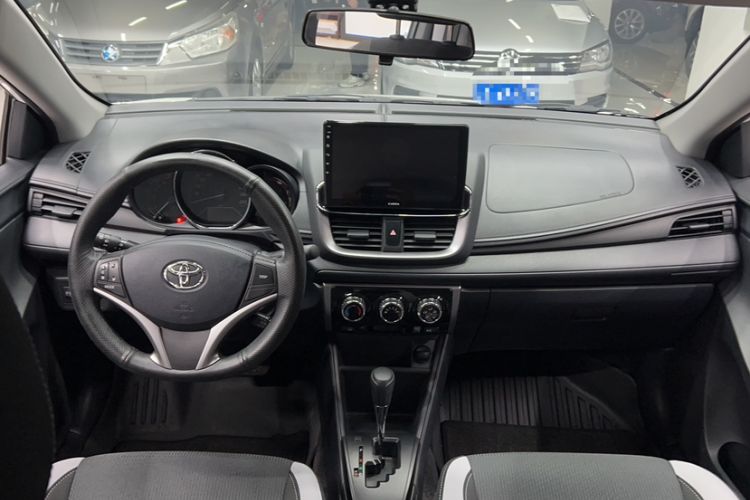 Used Toyota YARiS L Zhi Xuan 2022 X-Trail 1.5L CVT Leading PLUS Edition Interior 2