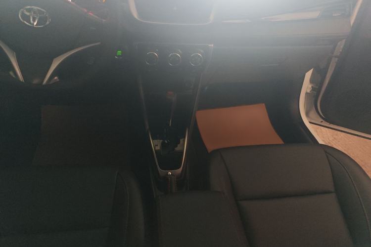 Used Toyota YARiS L Zhi Xuan 2022 X-Trail 1.5L CVT Luxury PLUS Edition Interior 2