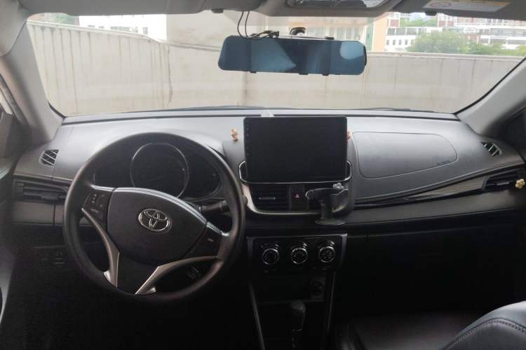 Used Toyota YARiS L Zhi Xuan 2022 X-Trail 1.5L CVT Luxury PLUS Edition Interior 2