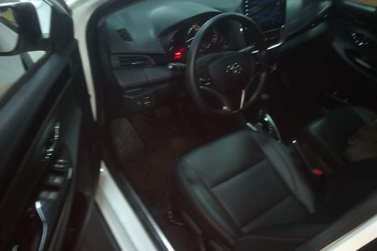 Used Toyota YARiS L Zhi Xuan 2022 X-Trail 1.5L CVT Luxury PLUS Edition Interior 3