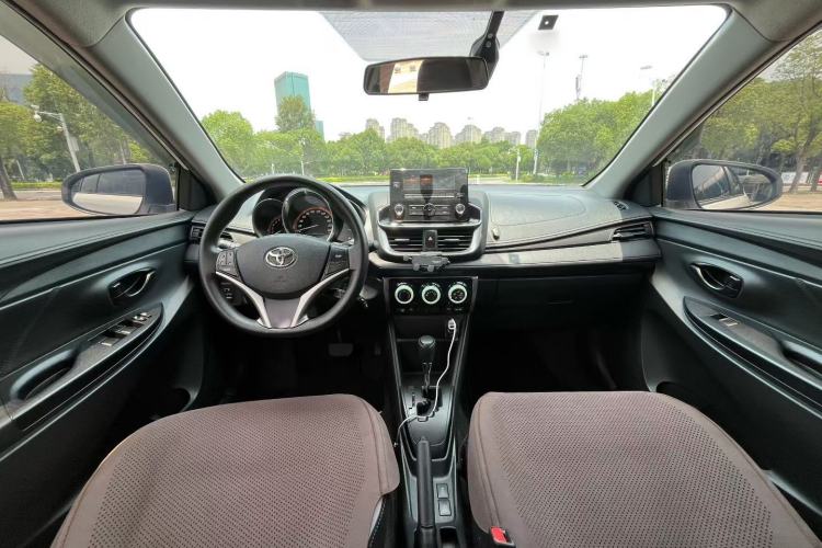 Used Toyota YARiS L Zhi Xuan 2022 1.5L CVT Leading PLUS Edition Interior 3
